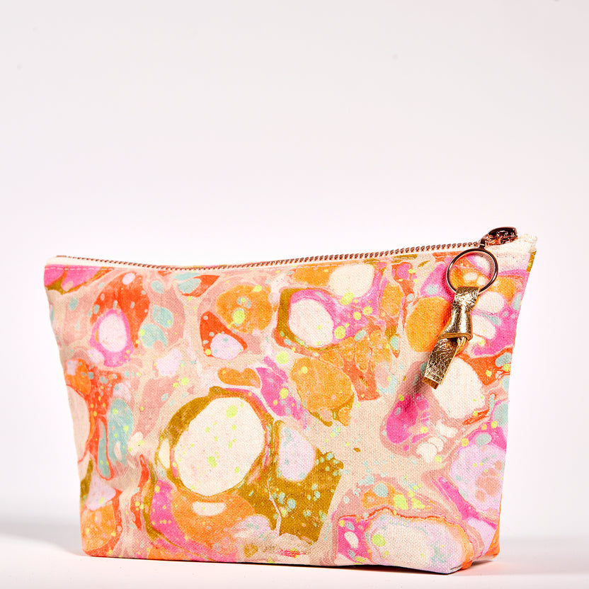 Love Mert Pouches